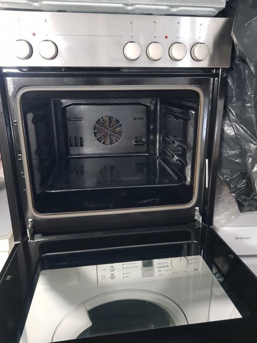 Готварска печка Electrolux , свободно стояща