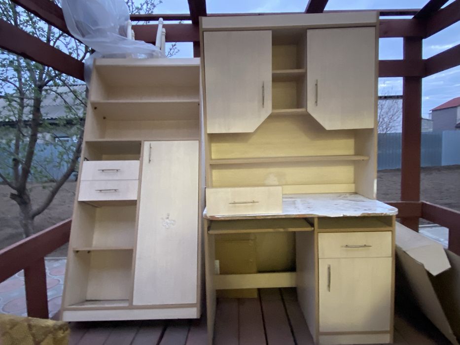 Отдам бесплатно 2 шкафа