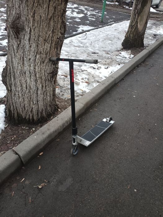 трюковой самокат