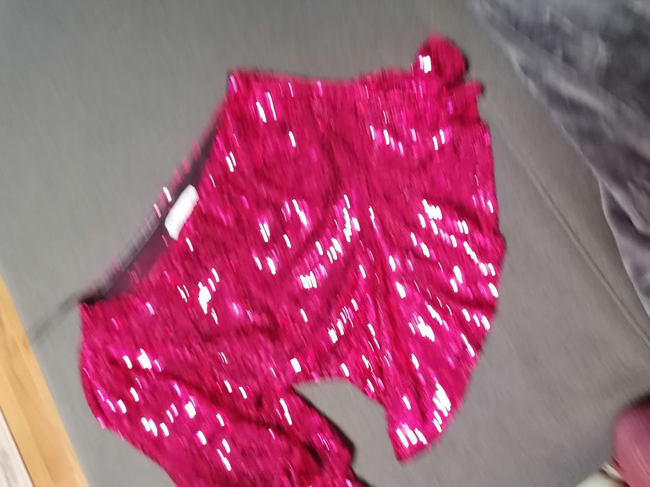 Bluza Zara, aproape noua