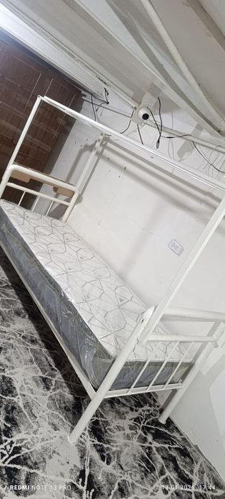 Продается отличном состоянии железный кровать.