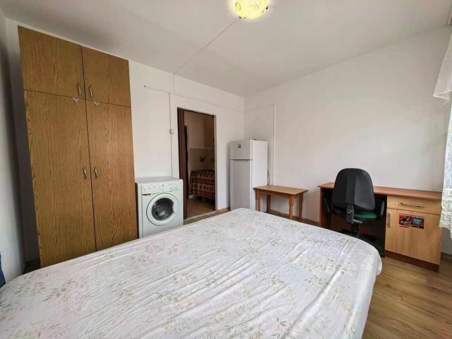 De închiriat camera cămin