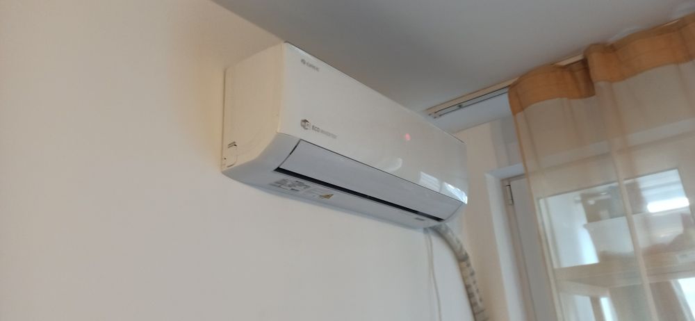 Dau in chirie garsonieră lux, 30 mp, str. Aluminei