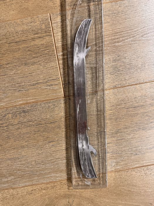 Лезвие на коньки хоккейные. 42 размер