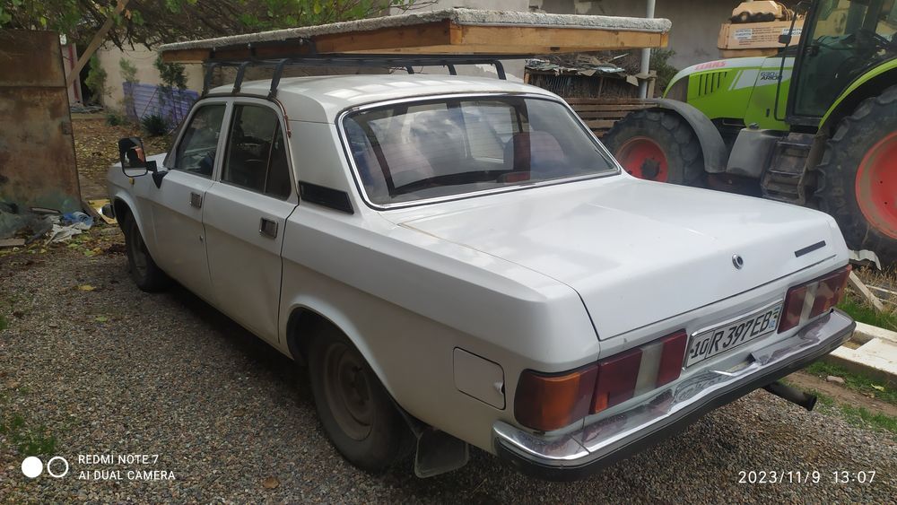Gaz 3102 sotiladi