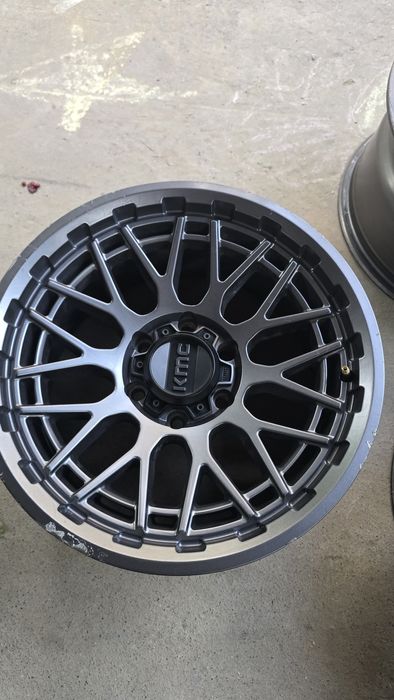 Диски KMC Оригинал r18 9j 139.7 et0