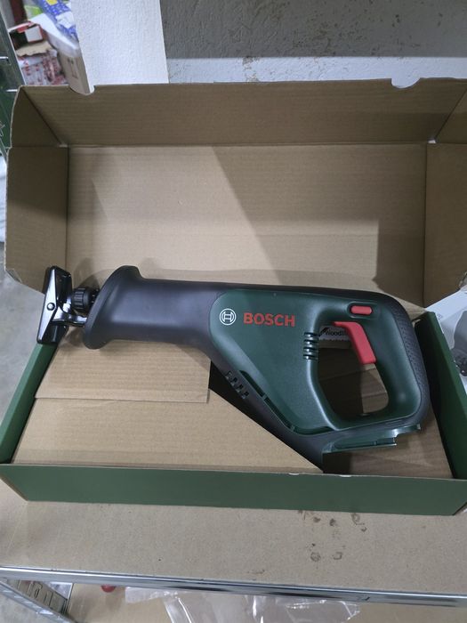 Fierastrau sabie cu acumulator 18V, schimbare panza fara scule Bosch AdvancedRecip 18