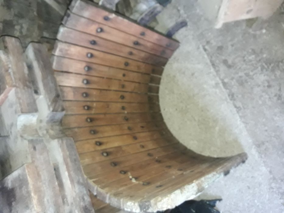 Teasc hidraulic adus din Italia