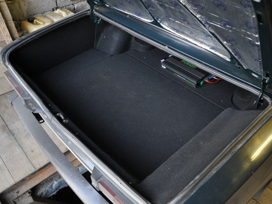 Тюнинг ателье перетяжка салона авто Шумоизоляция химчистка полерофка