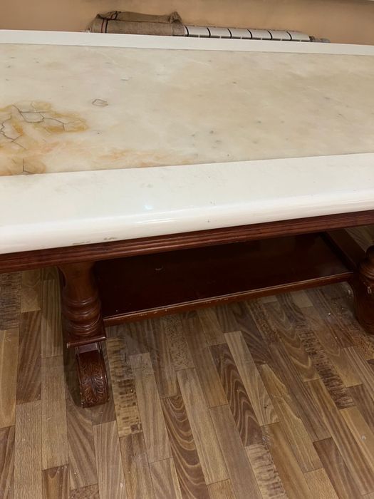 Стол, искусственный мрамор