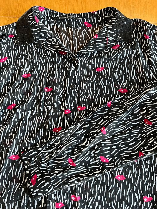 Дамска риза Guess от шифон