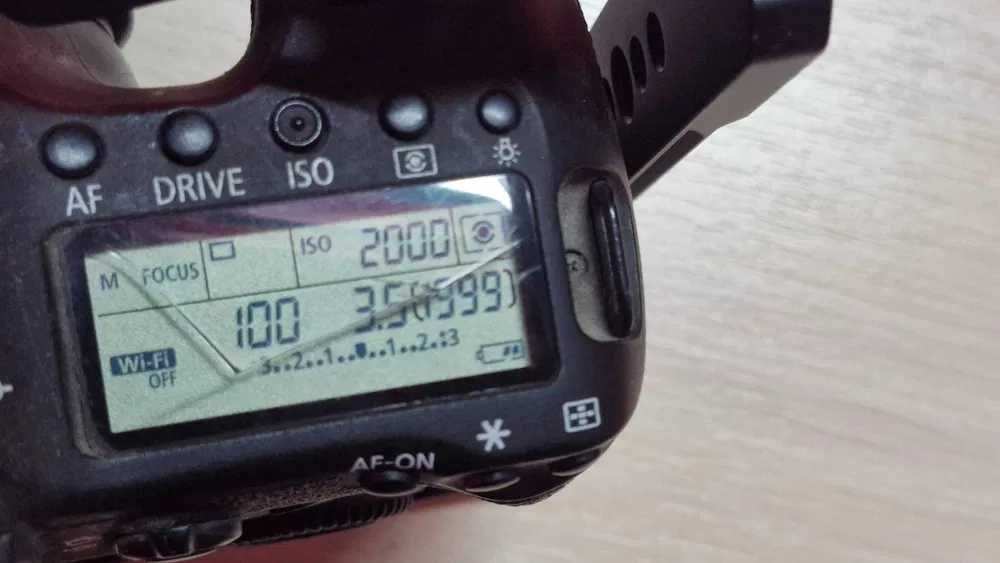 Canon 6D с клеткой и широкоугольный объектив Sigma 10–20