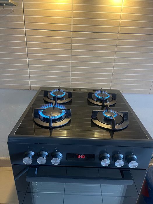 Aragaz Beko mixt FSM66330DAS