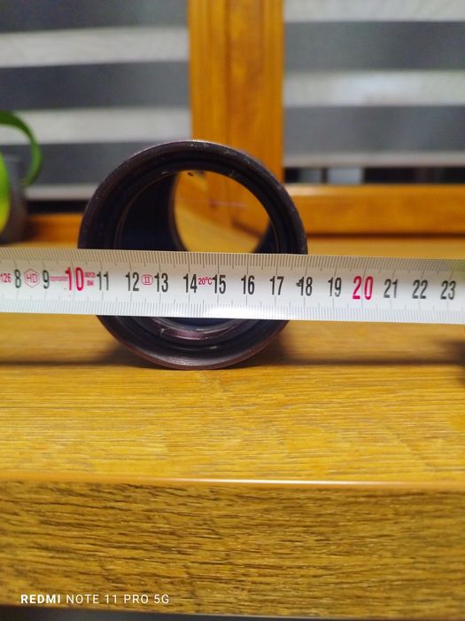 обектив за кино апарат.Полски