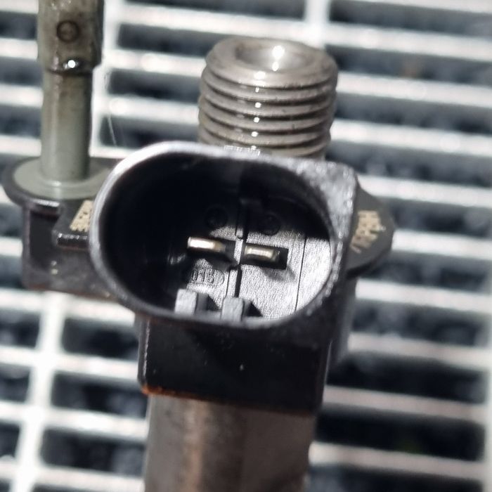 Injector BMW X3 E83 Facelift 2.0 D - 177CP N47 Euro5 (1512) Diesel