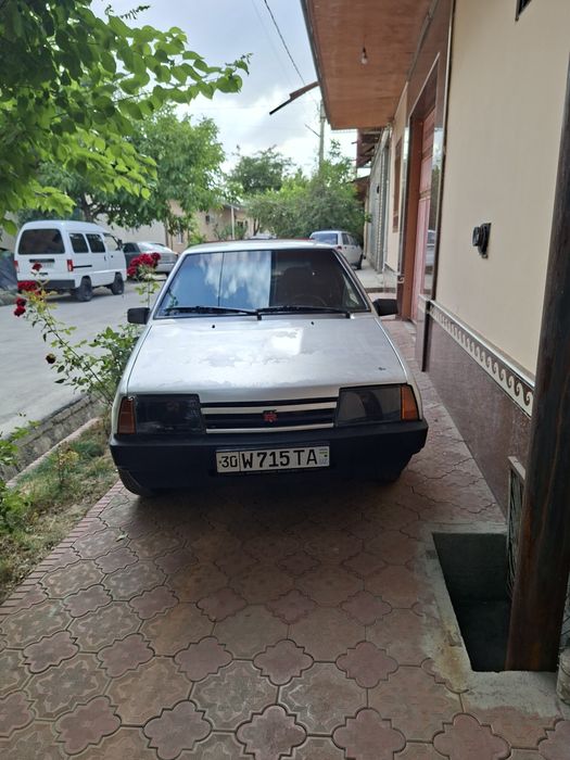 Ваз 2109 сотилади