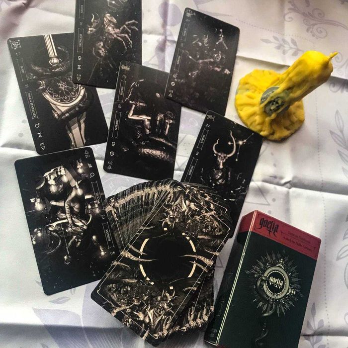 Карты таро, мешочек в подарок!