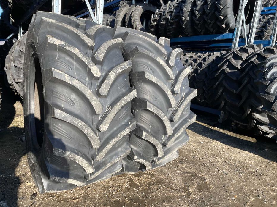 Cauciucuri radiale noi 540/65R28 pentru tractor fata NEW HOLLAND