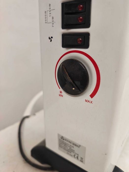 Продавам конвекторна печка Synchro CH2000BA Turbo, 2000W