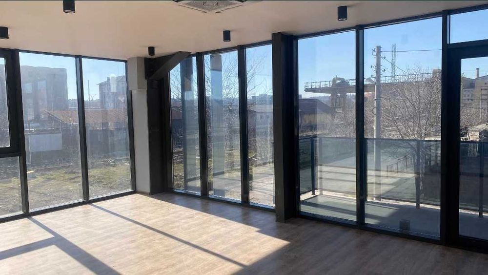 Дава се под наем Офис в Хасково, Дружба 1 - 170 кв.м за 520 € - Снимка #8