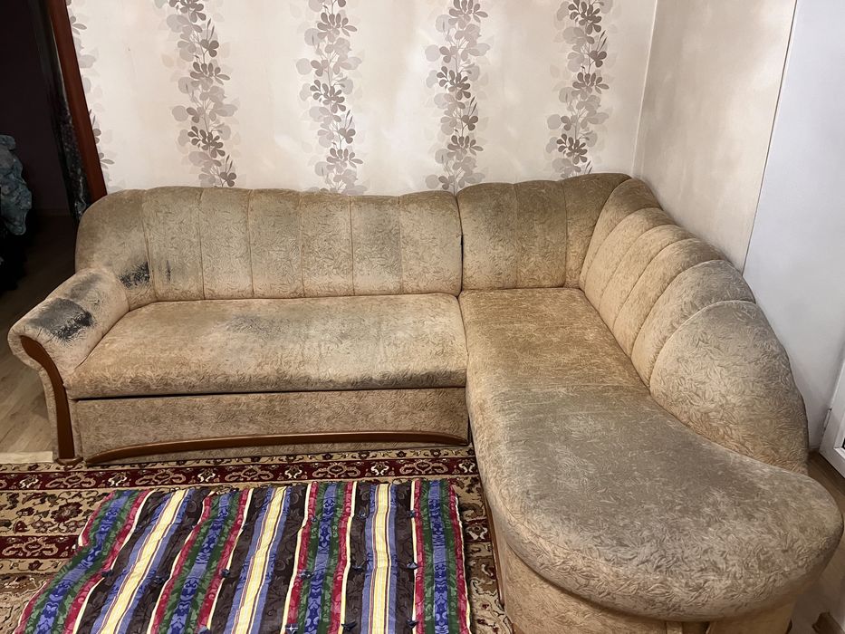Диван, мягкая мебель, цена 10000 тенге, дома вечером после 19:30