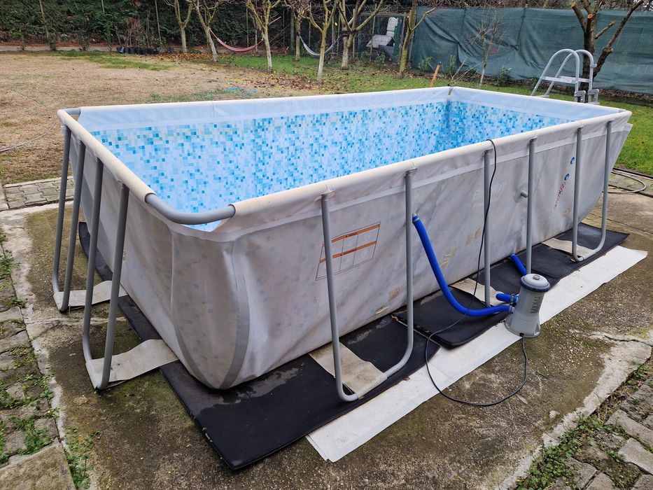 Piscina supraterana 400x200 cm, stare buna, cu pompa si filtru