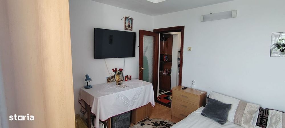 Apartament 2 camere bloc cu lift nou