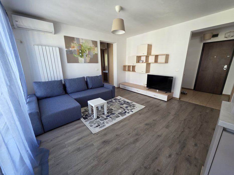 De închiriat direct proprietar apartament cu 2 camere Top City in apropiere de mall Coresi
