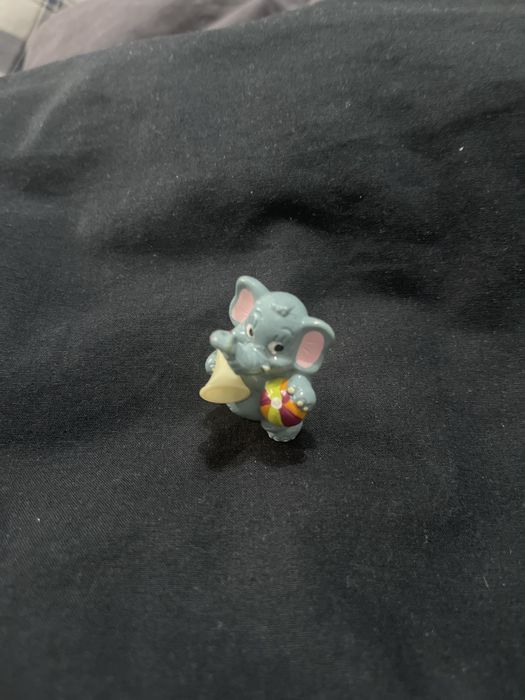 Продам kinder игрушки