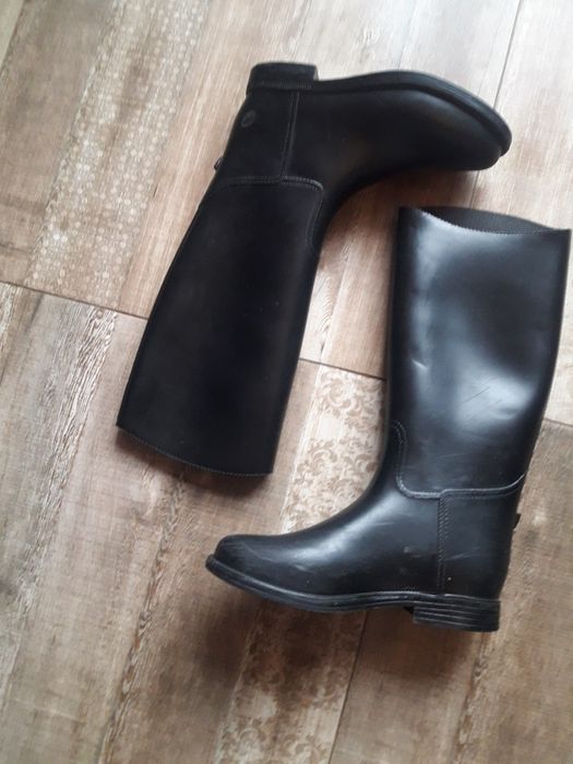 Zara, Vans, Soy Luna