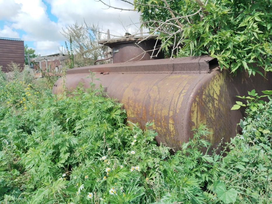 Продам цистерну 4 м3