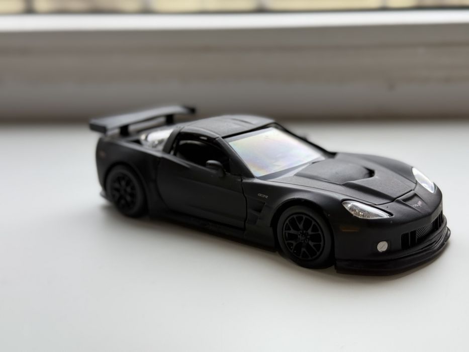 Масштабная модель машины Chevrolet Corvette C6.R