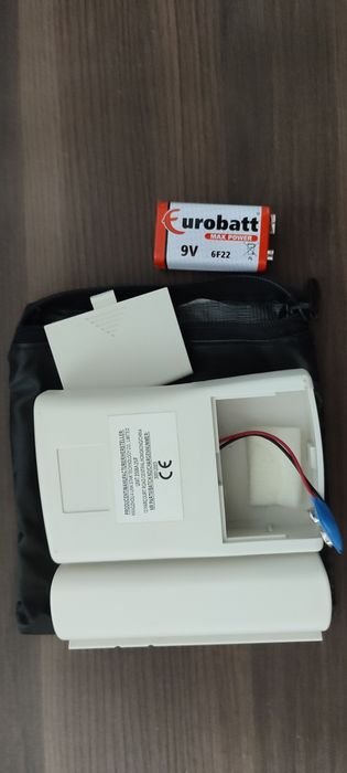 Vand tot kit-ul sau pe bucati NVR 8 canale 5MP cu ustensile de utiliza