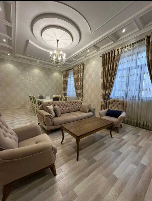 Продам дом на участке 4 сотки.Центр Луначарского.М-Улугбекский район