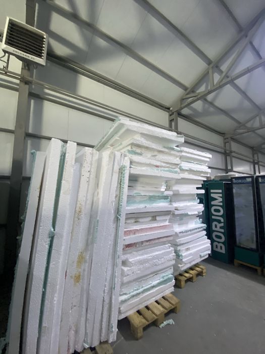 Пена пласт  73 штук