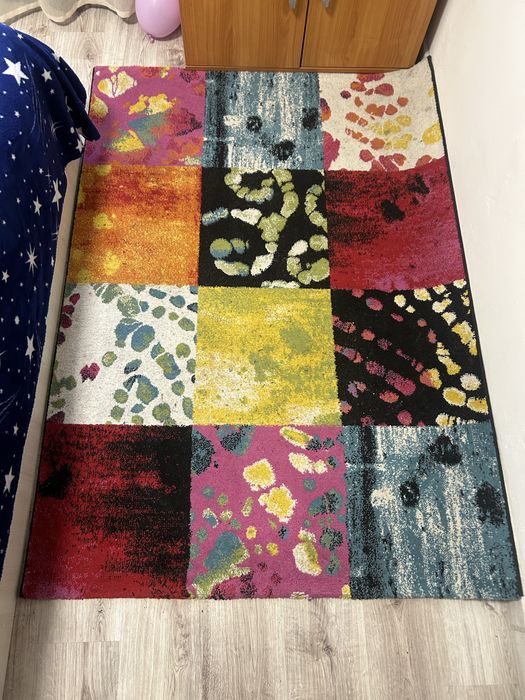 covor în stare foarte bună