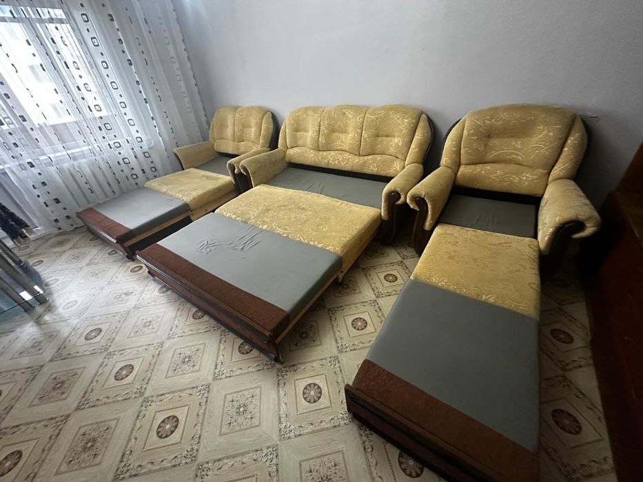 Продам Диван и кресло
