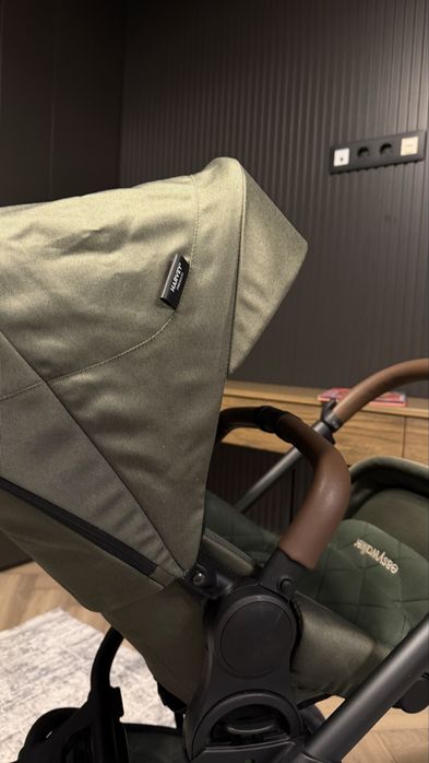 Коляска детская , состояние идеальное