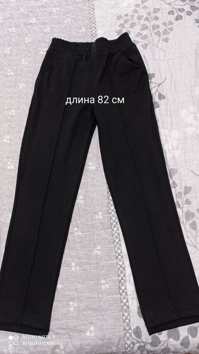 Брюки школьные тёплые в хорошем состоянии.Цена за одни