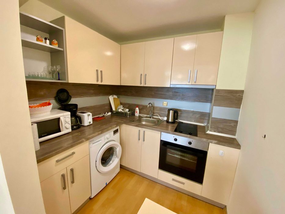Продава се Двустаен апартамент в Свети Влас - 68 кв.м за 653 €/кв.м - Снимка #4