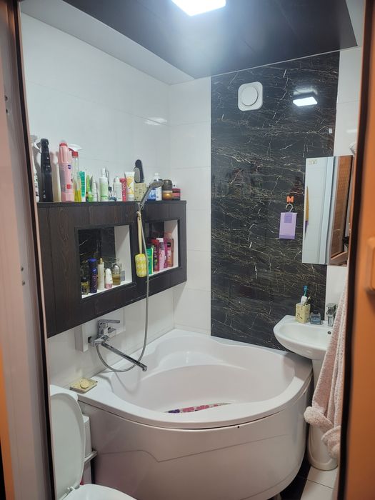 Квартира сотилади