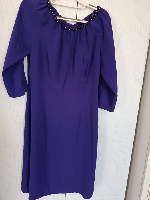 Продам платье новая