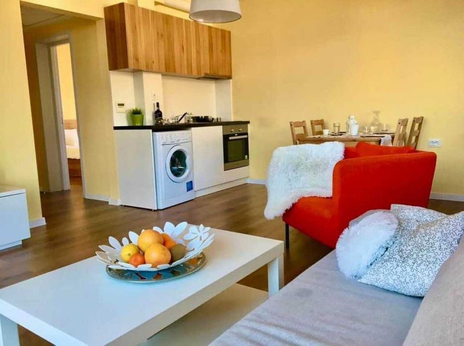 Продава се Двустаен апартамент в Пловдив, Изгрев - 68 кв.м за 735 €/кв.м - Снимка #2