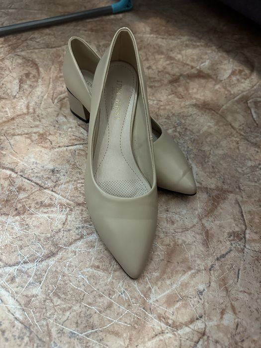 Продам кожанные балетки