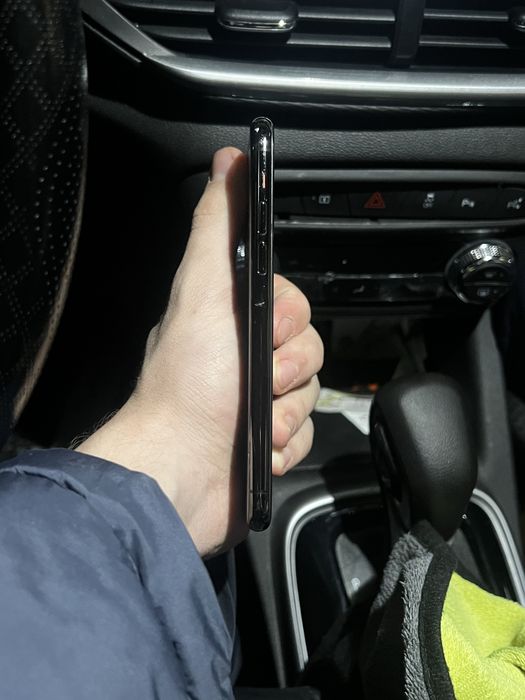 Iphone 11 pro 64gb sotiladi