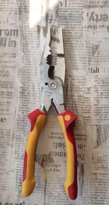 Cleste electrician