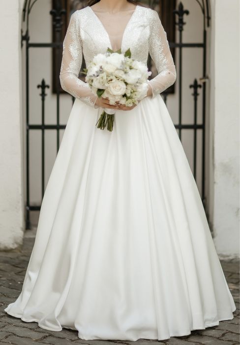 Vand rochie de mireasa