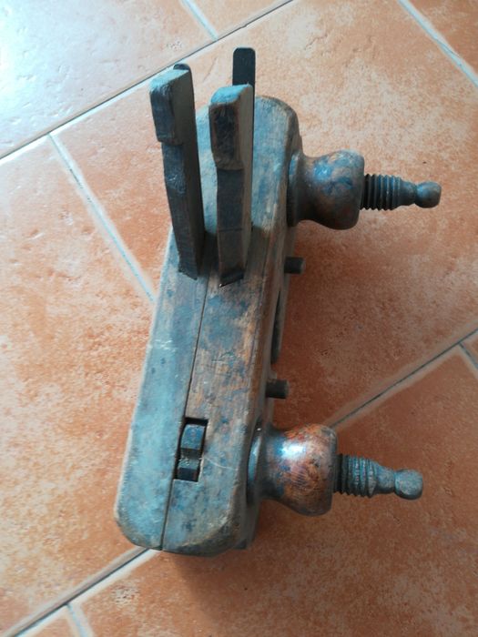 Scule tâmplărie manual