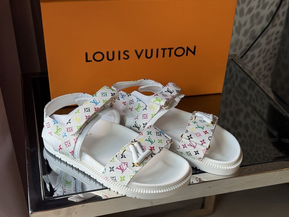 Sandale Louis Vuitton nr 36