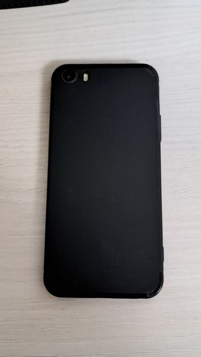 Продам iPhone 5S недорого